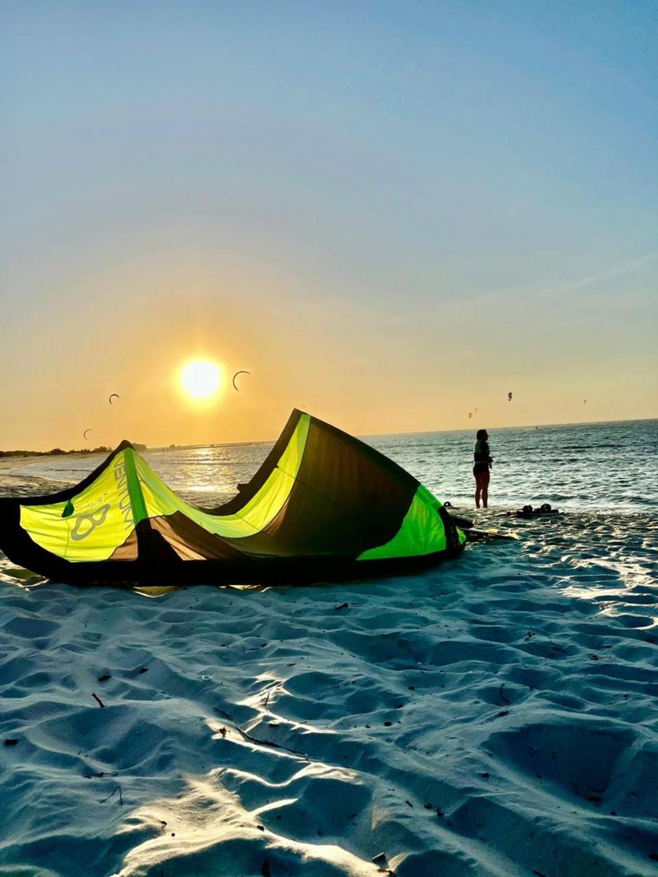ホテル Dumangue Kite House Guriu エクステリア 写真